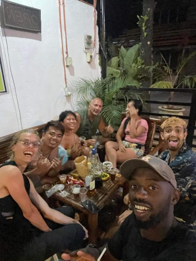 Cheri Backpackers Hostel Moalboal Exterior foto