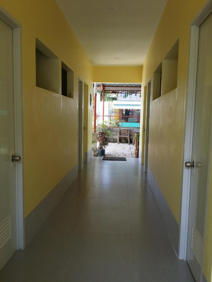 Cheri Backpackers Hostel Moalboal Exterior foto